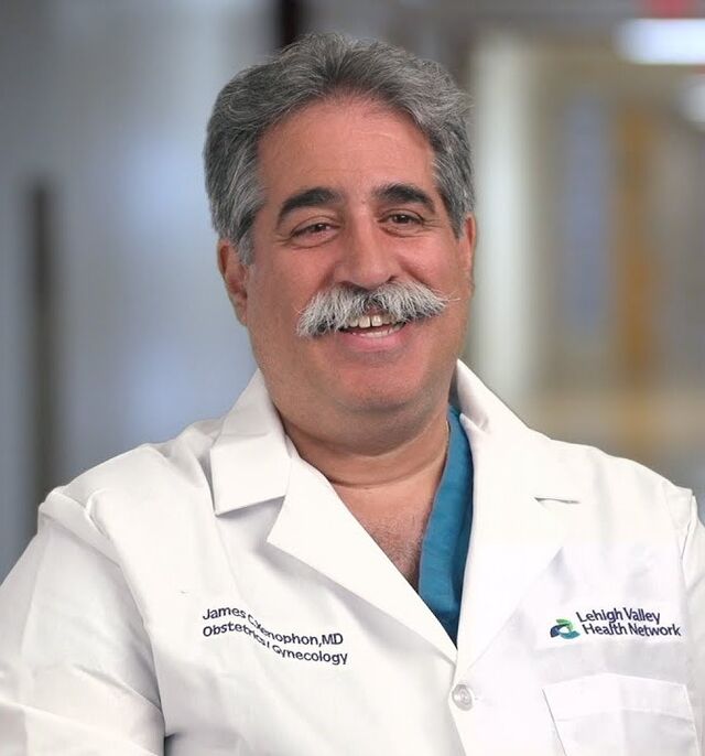 Médico nutricionista Luis Hernandes